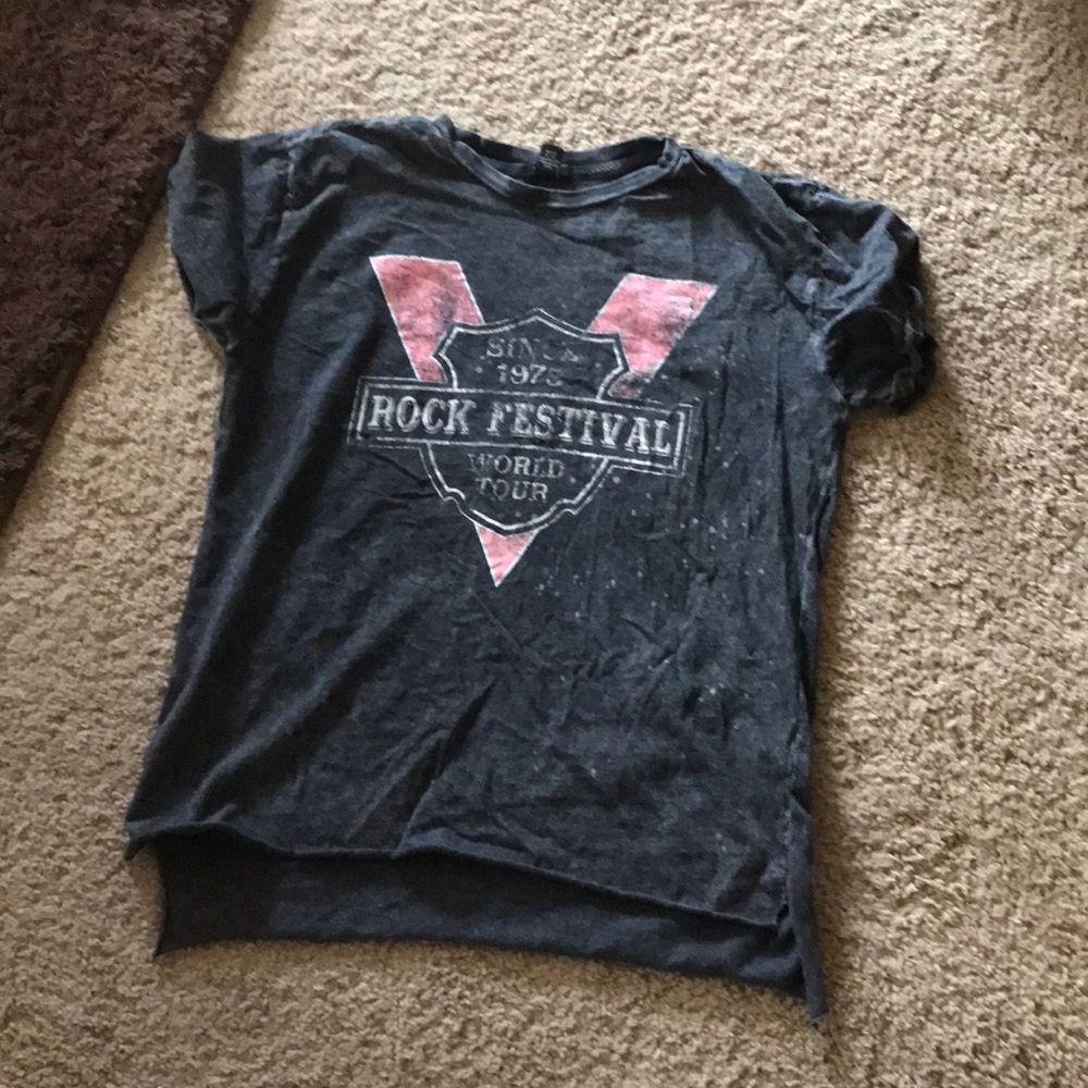Forever 21 Rock festival t-shirt